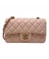 CHANEL（シャネル）の古着「チェーンショルダーバッグ」｜ライトピンク