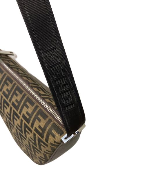 FENDI（フェンディ）FENDI (フェンディ) Small Melon Messenger Bag(スモールメロンメッセンジャーバッグ)/ショルダーバッグ ブラウン サイズ:-の古着・服飾アイテム