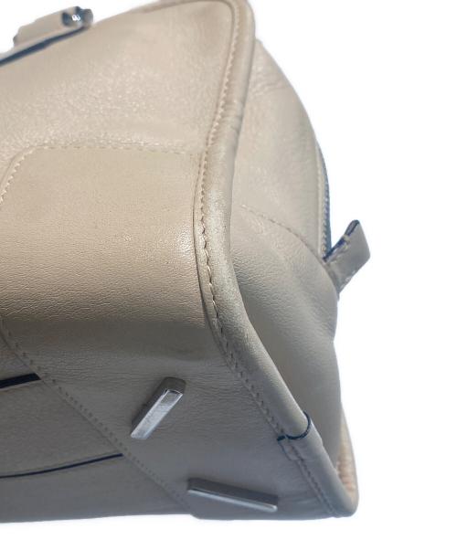 LOEWE（ロエベ）LOEWE (ロエベ) アマソナ28 ベージュ サイズ:28の古着・服飾アイテム