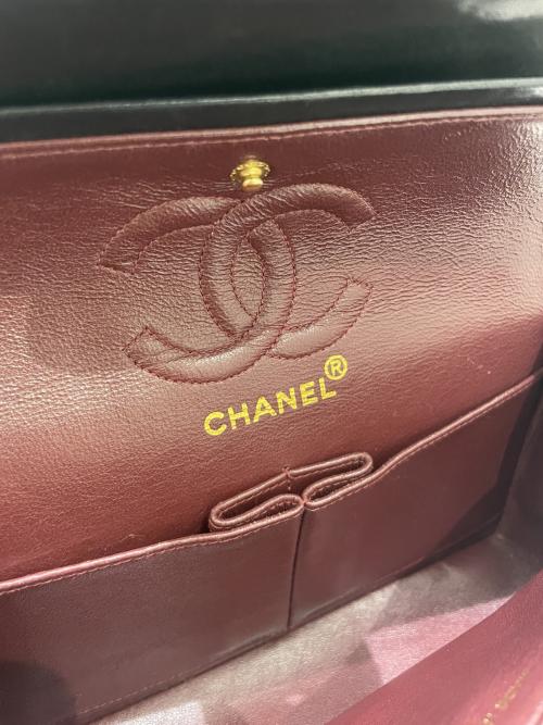 CHANEL（シャネル）CHANEL (シャネル) Wフラップチェーンショルダーバッグ ブラック サイズ:23の古着・服飾アイテム