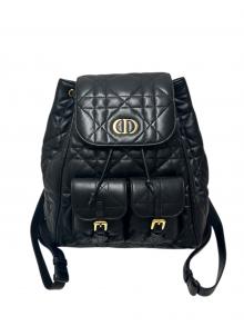 Christian Dior（クリスチャン ディオール）の古着「カロバックパックミディアム/M6301UNOZ_M900」｜ブラック