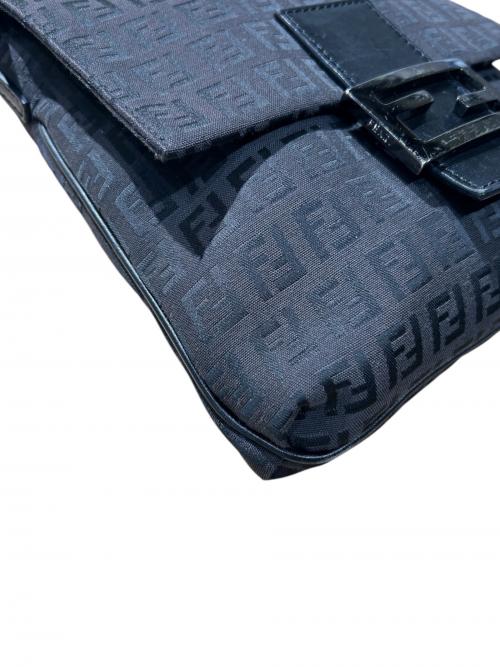 FENDI（フェンディ）FENDI (フェンディ) ショルダーバッグ ブラック サイズ:-の古着・服飾アイテム
