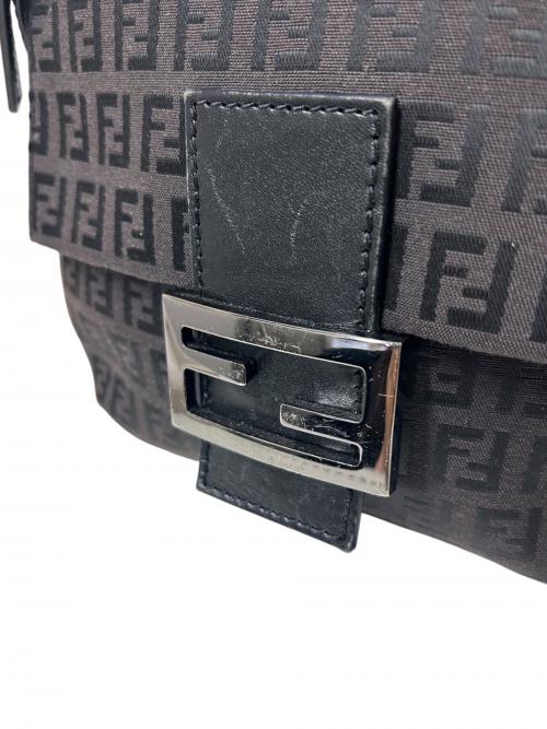 FENDI（フェンディ）FENDI (フェンディ) ショルダーバッグ ブラック サイズ:-の古着・服飾アイテム
