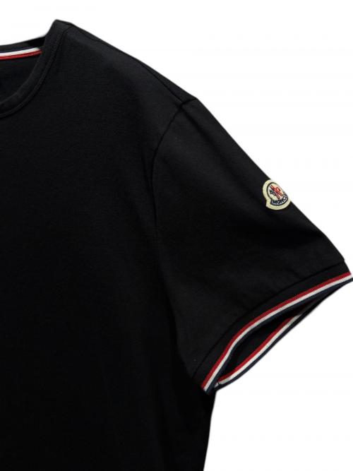 MONCLER（モンクレール）MONCLER (モンクレール) ロゴワッペンTシャツ/H10918C71600 87296/2022年製 ブラック サイズ:XLの古着・服飾アイテム