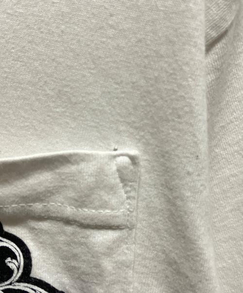 CHROME HEARTS（クロムハーツ）CHROME HEARTS (クロムハーツ) ダガープリント ポケットTシャツ ホワイト サイズ:Sの古着・服飾アイテム