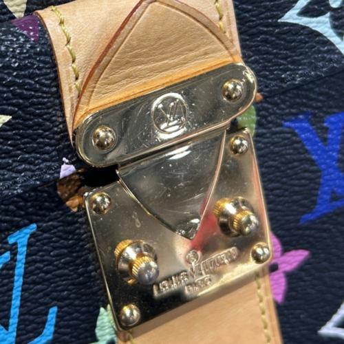 LOUIS VUITTON（ルイ ヴィトン）LOUIS VUITTON (ルイ ヴィトン) モノグラム・マルチカラー/M92642 ブラック サイズ:-の古着・服飾アイテム