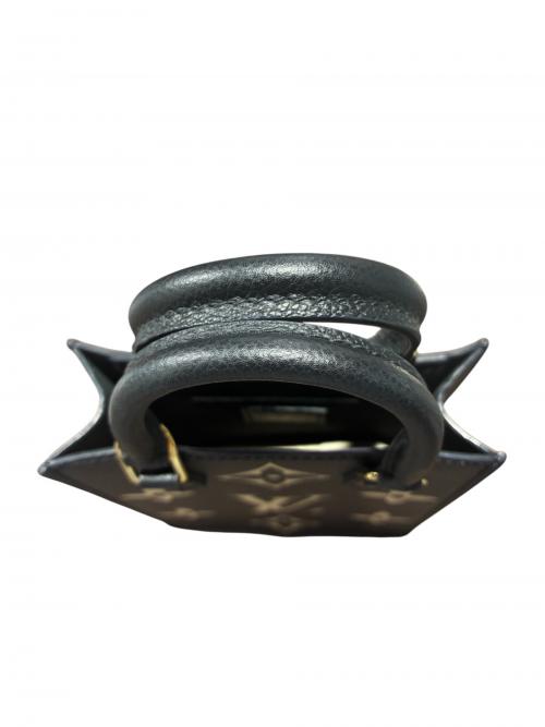 LOUIS VUITTON（ルイ ヴィトン）LOUIS VUITTON (ルイ ヴィトン) モノグラム・アンプラント/プティットサックプラ/M81416 ブラック サイズ:-の古着・服飾アイテム