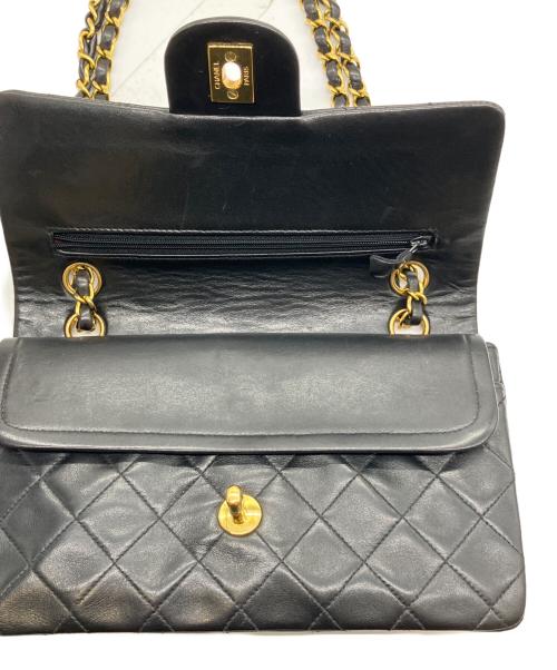 CHANEL（シャネル）CHANEL (シャネル) Wフラップマトラッセ/チェーンショルダーバッグ ブラック サイズ:23の古着・服飾アイテム
