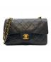 CHANEL（シャネル）の古着「Wフラップマトラッセ/チェーンショルダーバッグ」｜ブラック
