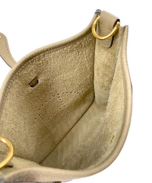 HERMES（エルメス）HERMES (エルメス) エブリン TPM /ゴールド金具/トリヨンクレマンス/ベージュマルファ/B刻印 ベージュマルファ サイズ:TPMの古着・服飾アイテム