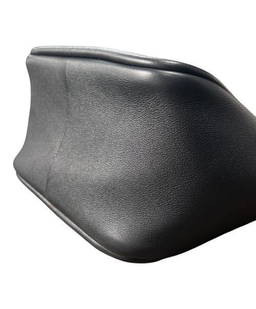 PRADA（プラダ）PRADA (プラダ) トライアングルロゴソフトグレインレザーミニトートバッグ ブラック サイズ:-の古着・服飾アイテム