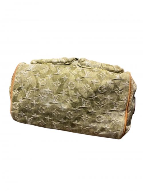 LOUIS VUITTON（ルイ ヴィトン）LOUIS VUITTON (ルイ ヴィトン) モノグラム・フラージュ ジャスミン/M95772 サイズ:-の古着・服飾アイテム