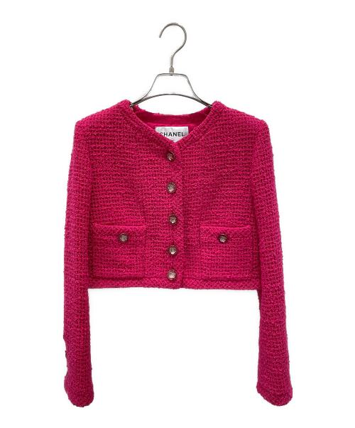 CHANEL（シャネル）CHANEL (シャネル) P71 ショート丈ココボタンツイードジャケット ショッキングピンク サイズ:36の古着・服飾アイテム