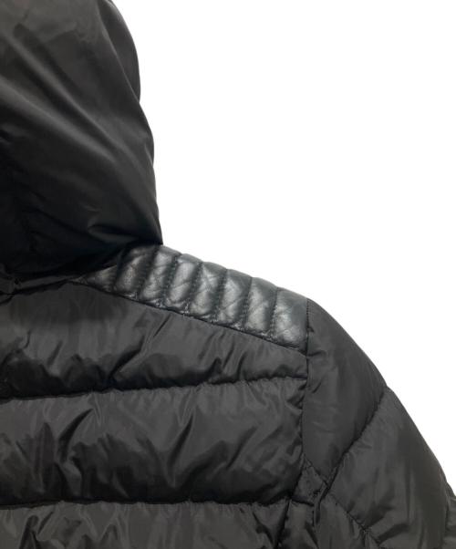 MONCLER（モンクレール）MONCLER (モンクレール) TALEVE(タレブ)/ダウンジャケット ブラック サイズ:3の古着・服飾アイテム