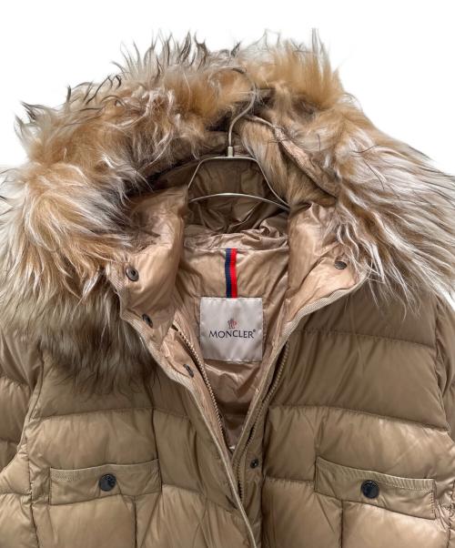 MONCLER（モンクレール）MONCLER (モンクレール) HIRMAFUR/ダウンコート ベージュ サイズ:4の古着・服飾アイテム