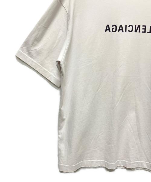 BALENCIAGA（バレンシアガ）BALENCIAGA (バレンシアガ) ダメージ加工ロゴTシャツ　22AW ホワイト サイズ:XLの古着・服飾アイテム
