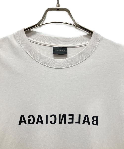 BALENCIAGA（バレンシアガ）BALENCIAGA (バレンシアガ) ダメージ加工ロゴTシャツ　22AW ホワイト サイズ:XLの古着・服飾アイテム