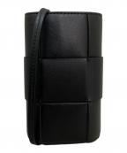 BOTTEGA VENETAボッテガベネタ）の古着「レザーフォンポーチ」｜ブラック