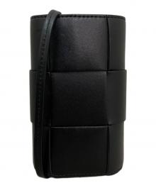 BOTTEGA VENETA（ボッテガベネタ）の古着「レザーフォンポーチ」｜ブラック