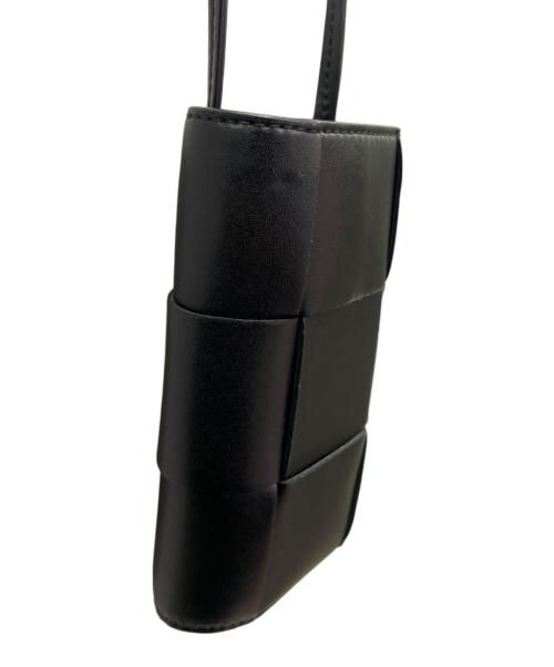 BOTTEGA VENETA（ボッテガベネタ）BOTTEGA VENETA (ボッテガベネタ) レザーフォンポーチ ブラックの古着・服飾アイテム