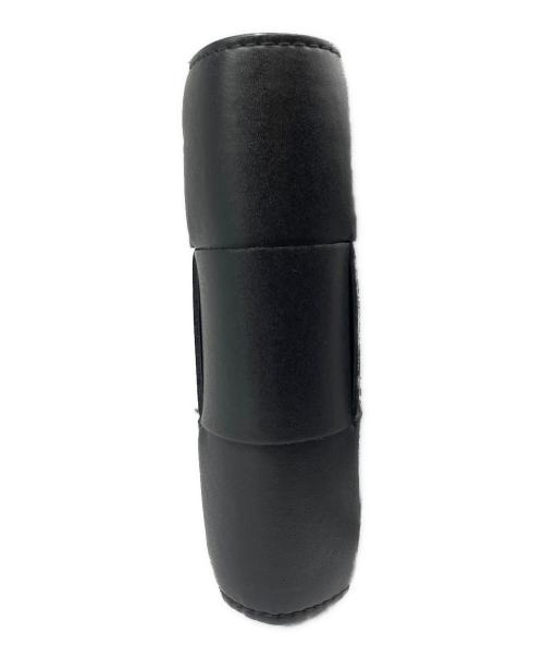 BOTTEGA VENETA（ボッテガベネタ）BOTTEGA VENETA (ボッテガベネタ) レザーフォンポーチ ブラックの古着・服飾アイテム