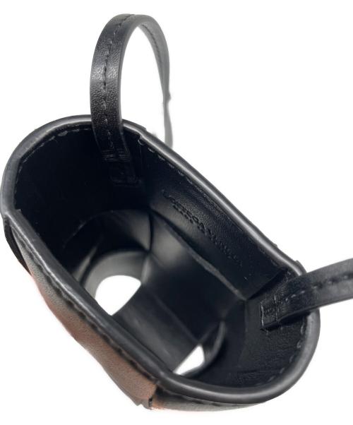 BOTTEGA VENETA（ボッテガベネタ）BOTTEGA VENETA (ボッテガベネタ) レザーフォンポーチ ブラックの古着・服飾アイテム