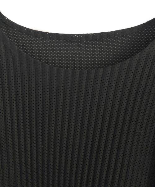 HOMME PLISSE ISSEY MIYAKE（オム プリッセ イッセイ ミヤケ）HOMME PLISSE ISSEY MIYAKE (オム プリッセ イッセイ ミヤケ) プリーツカットソー ブラック サイズ:2の古着・服飾アイテム