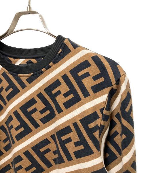 FENDI（フェンディ）FENDI (フェンディ) ズッカ柄スウェット/FF柄スウェット ブラウン サイズ:Lの古着・服飾アイテム