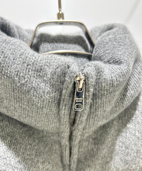 PRADA（プラダ）PRADA (プラダ) ニットダウンジャケット グレー サイズ:38の古着・服飾アイテム