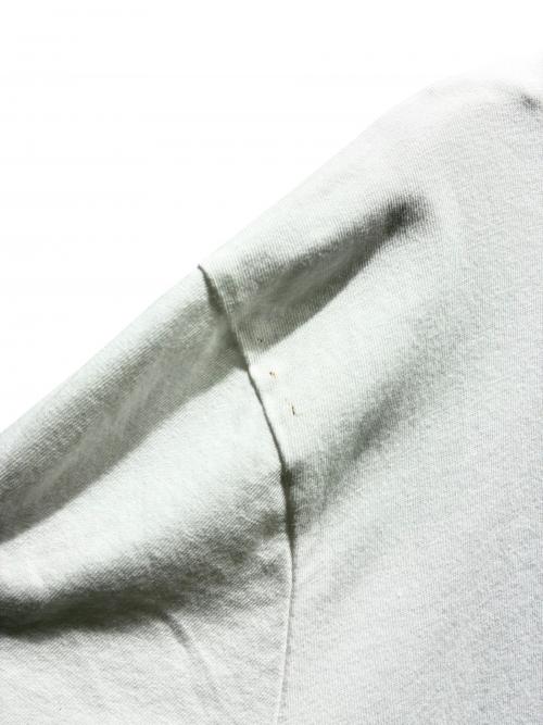 MONCLER（モンクレール）MONCLER (モンクレール) VネックTシャツ ホワイト サイズ:Lの古着・服飾アイテム