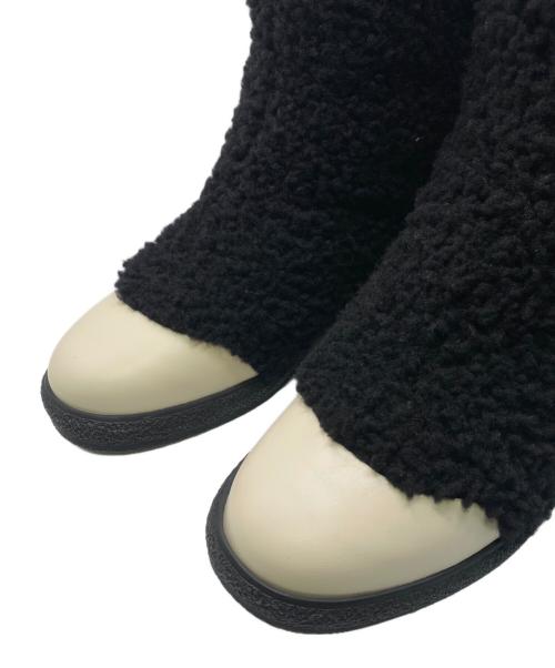 CHANEL（シャネル）CHANEL (シャネル) バイカラー ムートンブーツ  ブラック サイズ:39 1/2の古着・服飾アイテム
