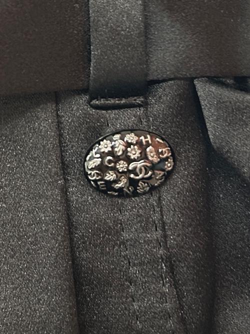 CHANEL（シャネル）CHANEL (シャネル) リボン付ロングスカート/P59897V08850 ブラック サイズ:34の古着・服飾アイテム