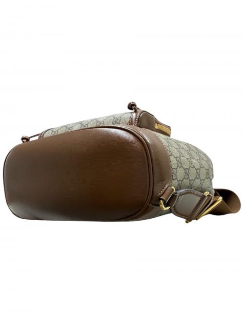 GUCCI（グッチ）GUCCI (グッチ) インターロッキングリュック ベージュ サイズ:-の古着・服飾アイテム