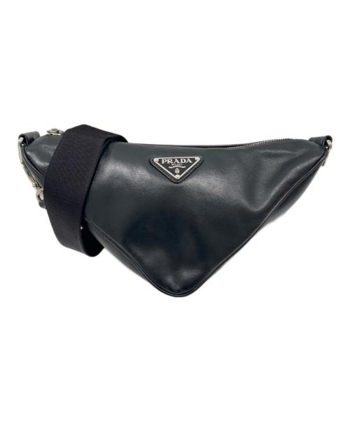 PRADA（プラダ）PRADA (プラダ) トライアングルショルダーバッグ　2VH155 ブラックの古着・服飾アイテム