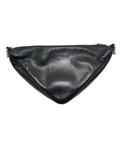 PRADA（プラダ）PRADA (プラダ) トライアングルショルダーバッグ　2VH155 ブラックの古着・服飾アイテム