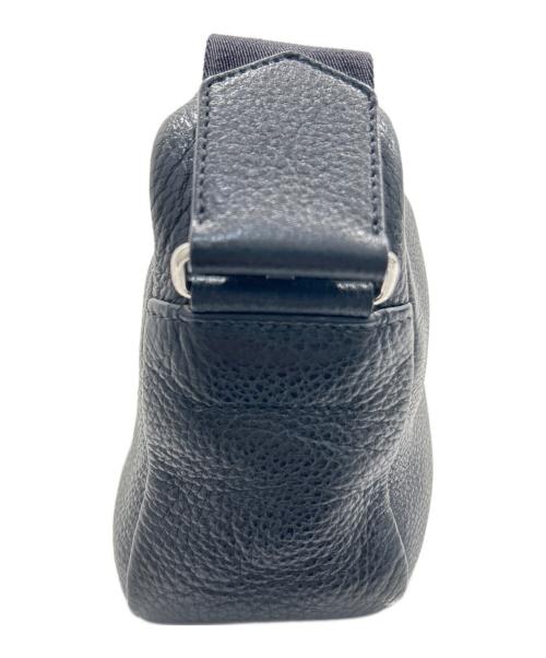 PRADA（プラダ）PRADA (プラダ) ヴィッテロダイノショルダーバッグ ブラックの古着・服飾アイテム