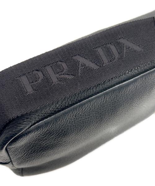 PRADA（プラダ）PRADA (プラダ) ヴィッテロダイノショルダーバッグ ブラックの古着・服飾アイテム