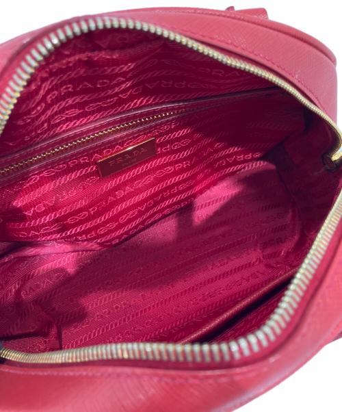 PRADA（プラダ）PRADA (プラダ) Prada Saffiano Leather 2‑Way Handbag サフィアーノミニボストンバッグ BL0854 レッドの古着・服飾アイテム