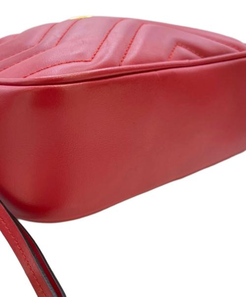 GUCCI（グッチ）GUCCI (グッチ) GGマーモント/カメラショルダーバッグ レッド サイズ:-の古着・服飾アイテム