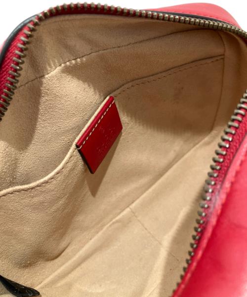 GUCCI（グッチ）GUCCI (グッチ) GGマーモント/カメラショルダーバッグ レッド サイズ:-の古着・服飾アイテム