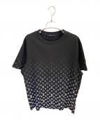 LOUIS VUITTONルイ ヴィトン）の古着「モノグラムグラディエントTシャツ」｜ブラック