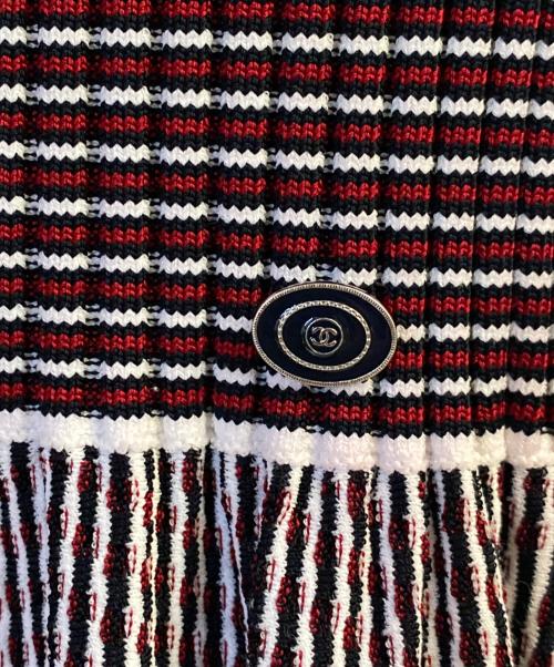CHANEL（シャネル）CHANEL (シャネル) ニットノースリーブワンピース ブラック/レッド/ホワイト サイズ:40の古着・服飾アイテム