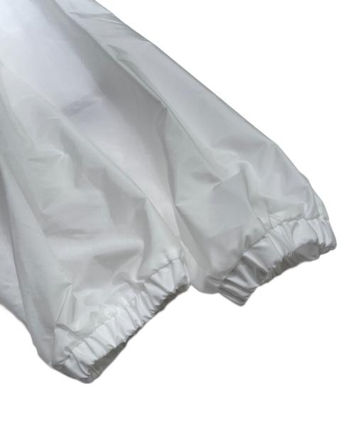 MONCLER（モンクレール）MONCLER (モンクレール) GRIMPEURS/ナイロンジャケット ホワイト サイズ:5の古着・服飾アイテム