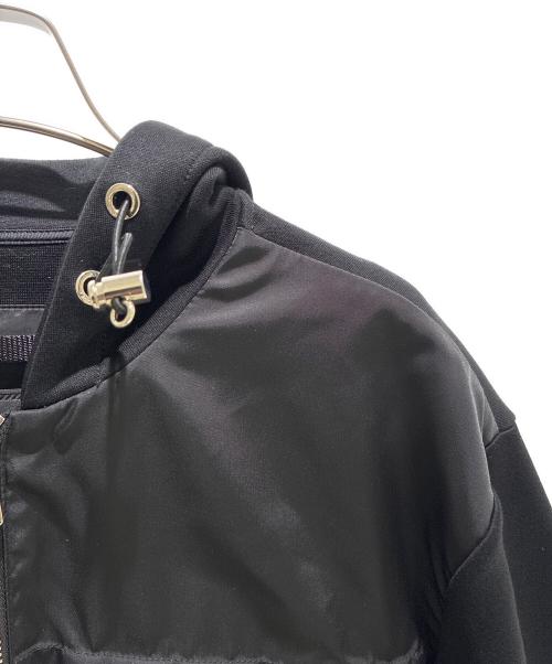 PRADA（プラダ）PRADA (プラダ) トライアングルロゴナイロン切替ジップパーカー　UJL070 ブラック サイズ:Sの古着・服飾アイテム