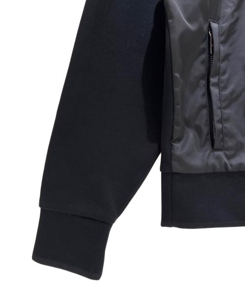 PRADA（プラダ）PRADA (プラダ) トライアングルロゴナイロン切替ジップパーカー　UJL070 ブラック サイズ:Sの古着・服飾アイテム