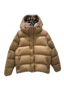 BURBERRY（バーバリー）の古着「Halsbyノバチェックフードダウンジャケット」｜ベージュ