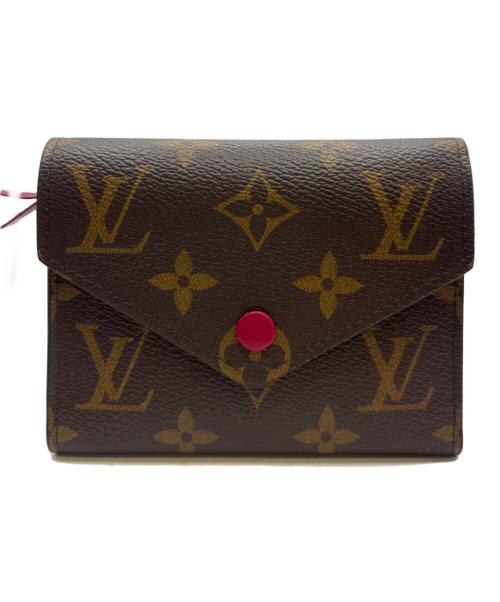 LOUIS VUITTON（ルイ ヴィトン）LOUIS VUITTON (ルイ ヴィトン) Louis Vuitton Victorine Wallet/ポルトフォイユ・ヴィクトリーヌ／ 3つ折り財布 ブラウン×フューシャ サイズ:-の古着・服飾アイテム