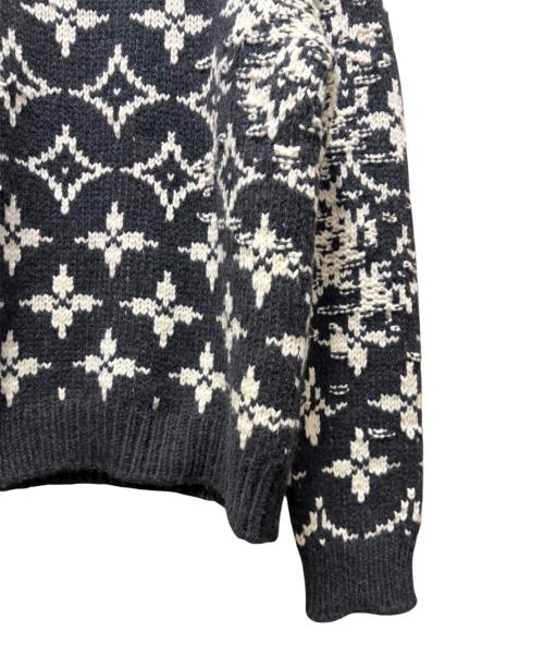 LOUIS VUITTON（ルイ ヴィトン）LOUIS VUITTON (ルイ ヴィトン) ディストーテッドモノグラムニット グレー×ホワイト サイズ:Ｍの古着・服飾アイテム