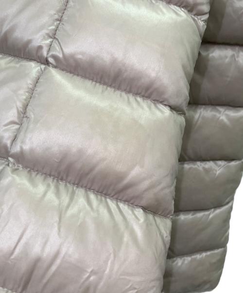 HERNO（ヘルノ）HERNO (ヘルノ) MARIA ハイネックライトパディングハーフ ダウンコート アイボリー サイズ:40の古着・服飾アイテム