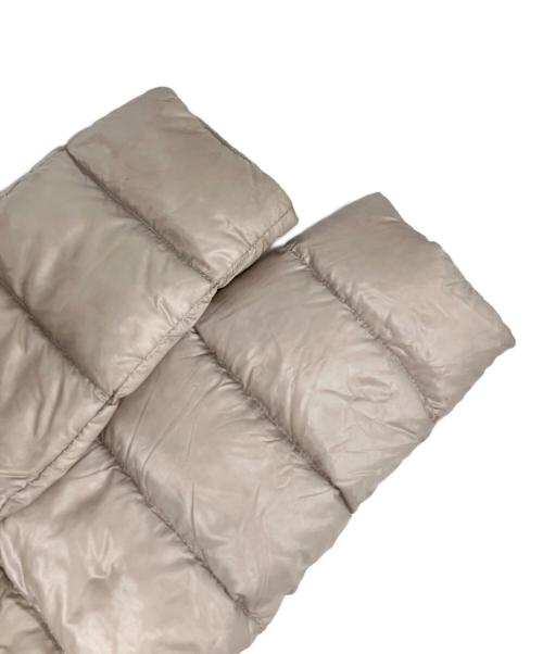 HERNO（ヘルノ）HERNO (ヘルノ) MARIA ハイネックライトパディングハーフ ダウンコート アイボリー サイズ:40の古着・服飾アイテム